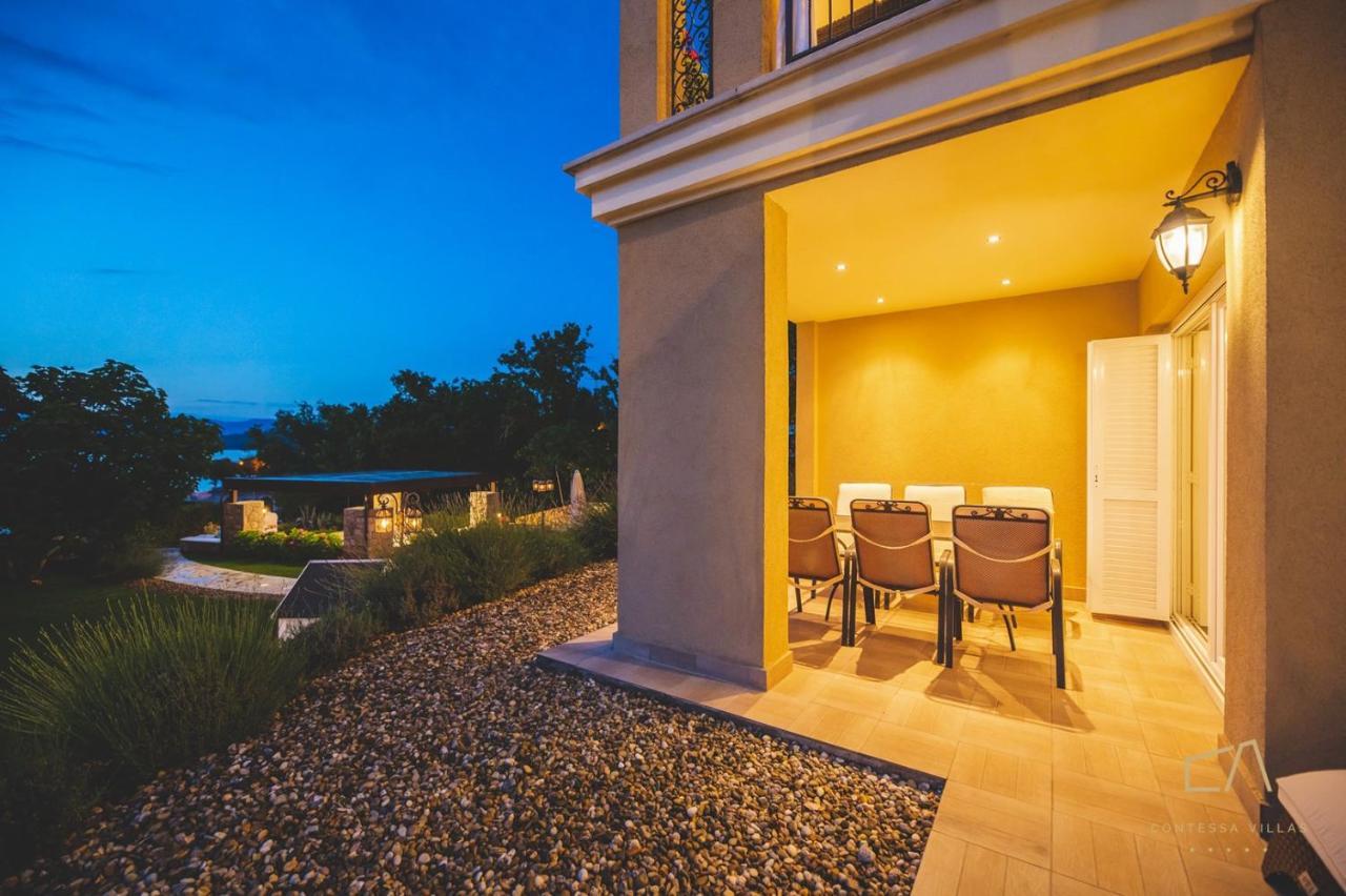Luxury Apartments Villa Luce Malinska Ngoại thất bức ảnh